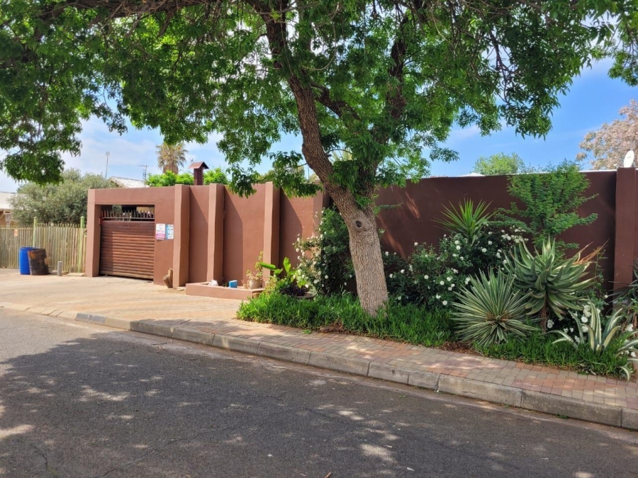 5 Bedroom Property for Sale in Universitas Free State